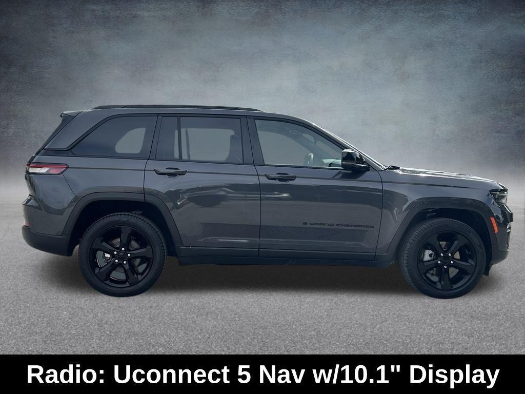 used 2024 Jeep Grand Cherokee car, priced at $38,956