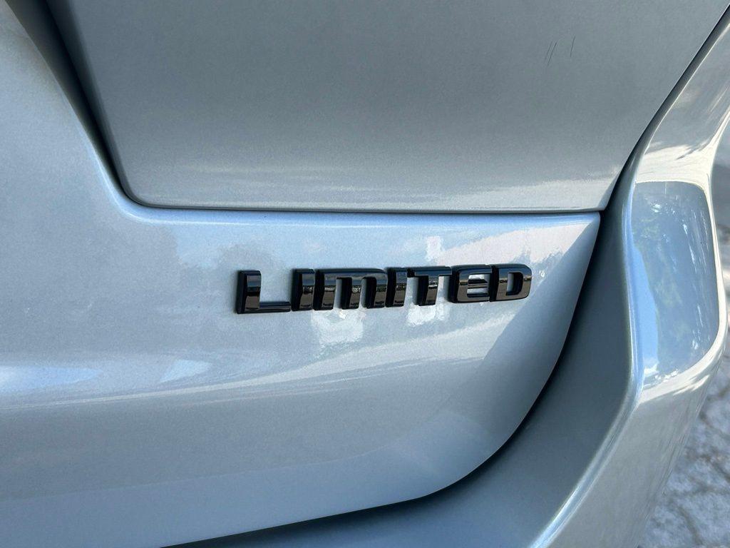 new 2025 Jeep Grand Cherokee L car, priced at $43,699