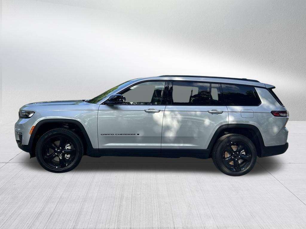 new 2025 Jeep Grand Cherokee L car, priced at $43,699