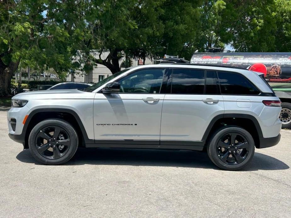 new 2024 Jeep Grand Cherokee car, priced at $43,466