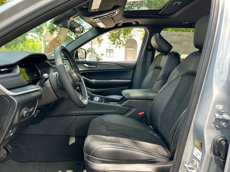 new 2024 Jeep Grand Cherokee car, priced at $43,466