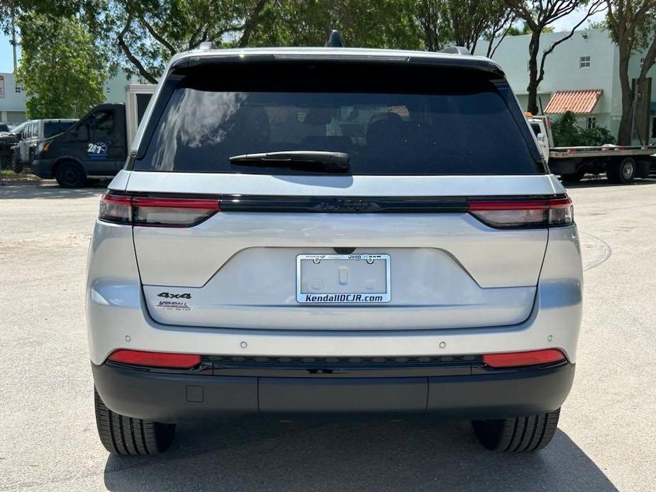 new 2024 Jeep Grand Cherokee car, priced at $43,466