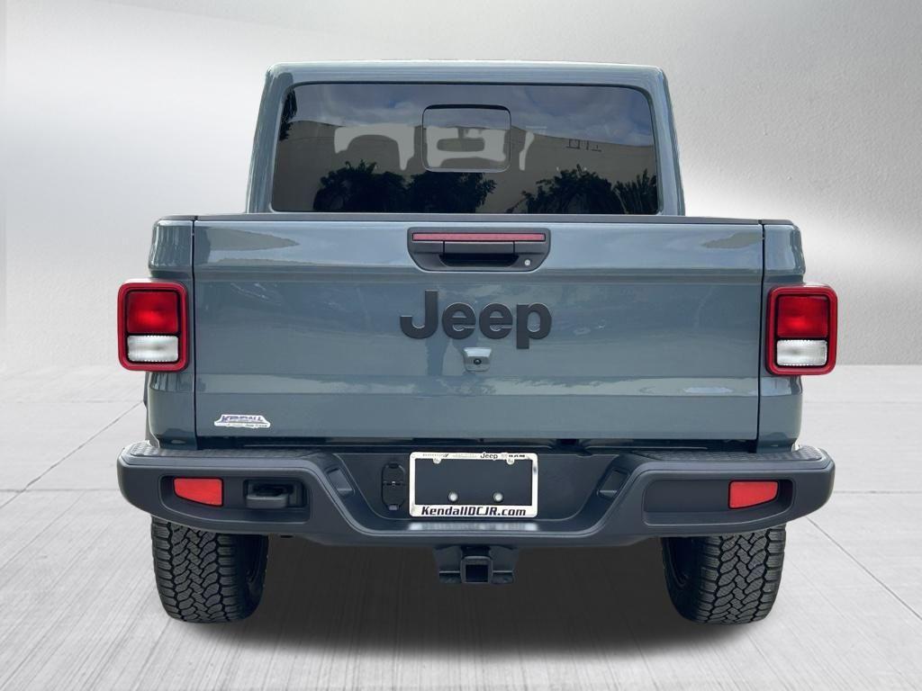 new 2025 Jeep Gladiator car, priced at $43,735