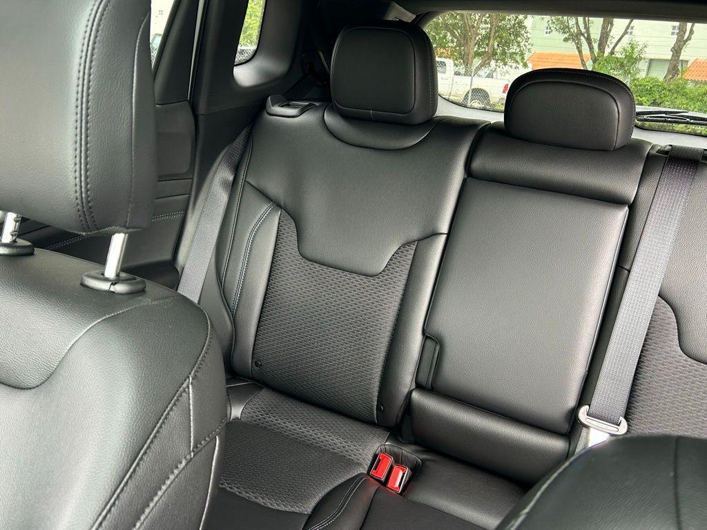 new 2025 Jeep Compass car, priced at $33,526