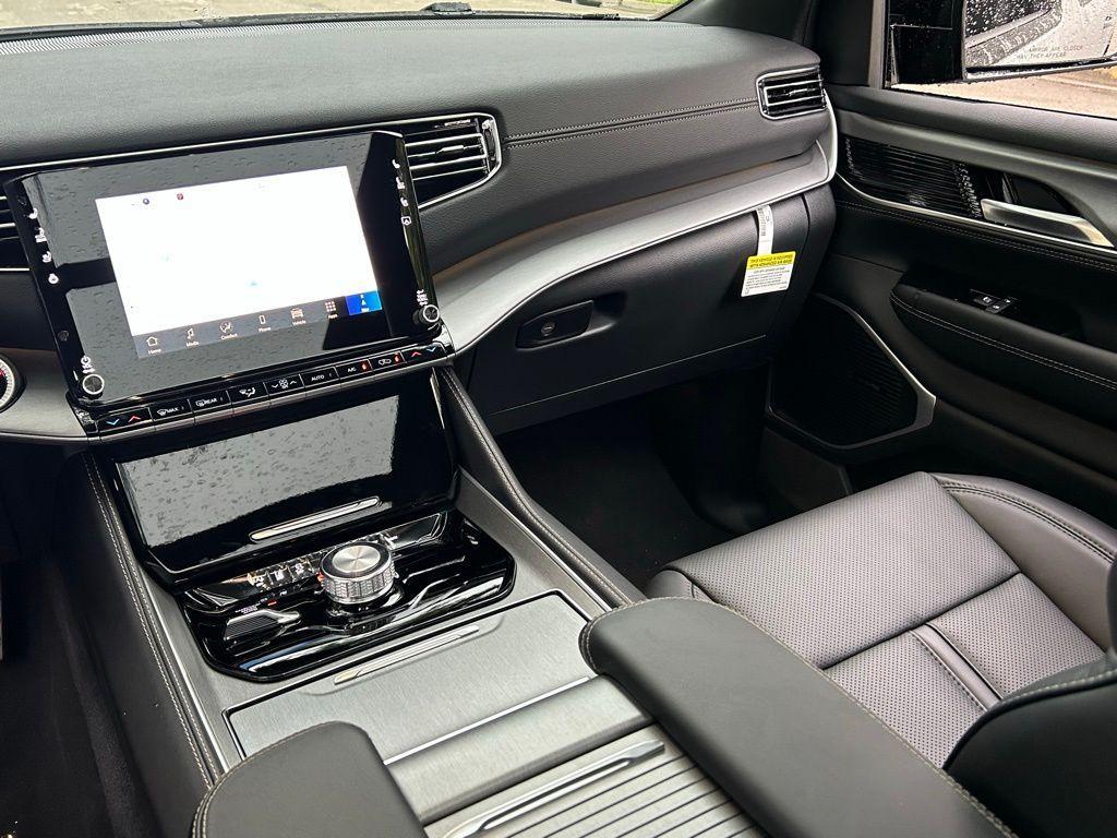 new 2025 Jeep Wagoneer car, priced at $69,547