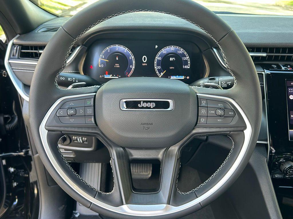 new 2025 Jeep Grand Cherokee L car, priced at $36,301