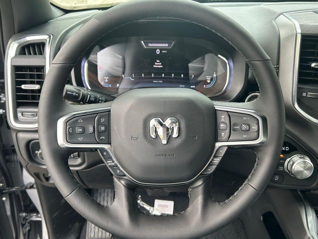 new 2025 Ram 1500 car, priced at $59,454