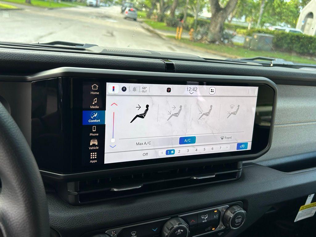 new 2026 Jeep Wrangler car