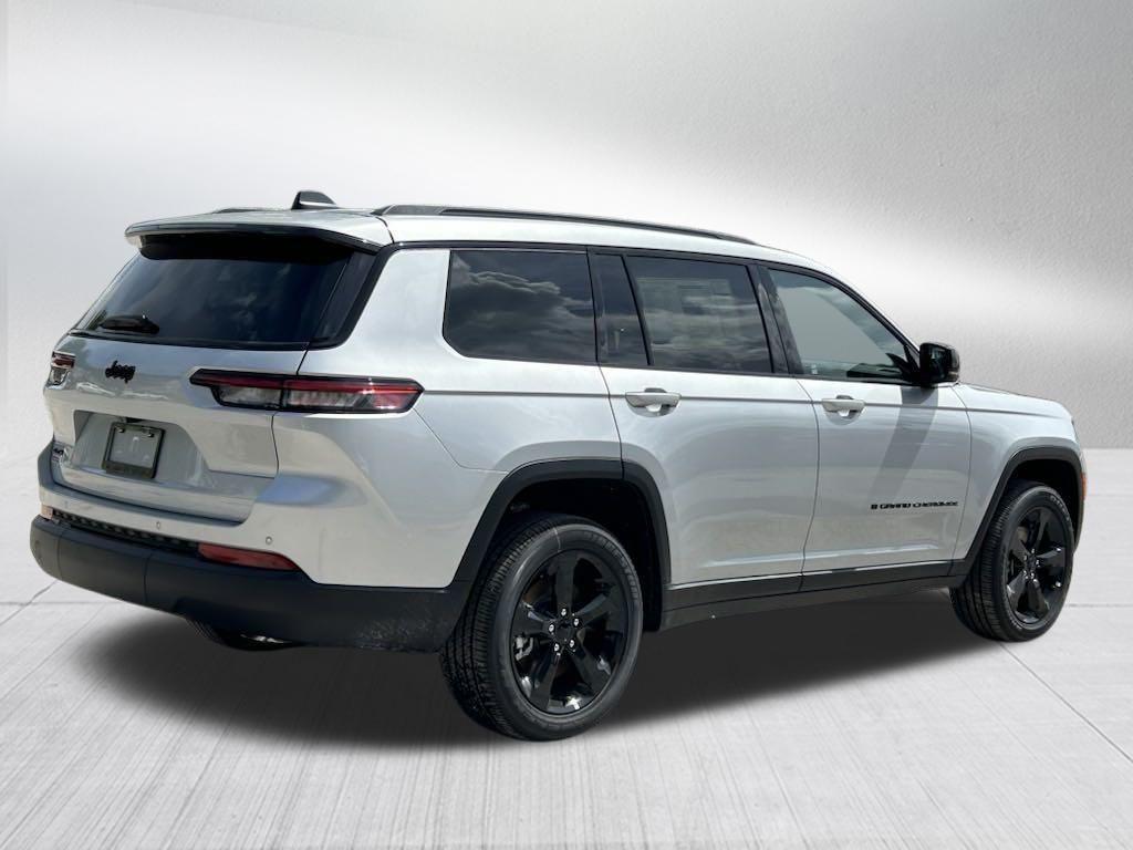 new 2024 Jeep Grand Cherokee L car, priced at $40,319