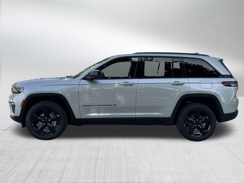 new 2025 Jeep Grand Cherokee car, priced at $39,148