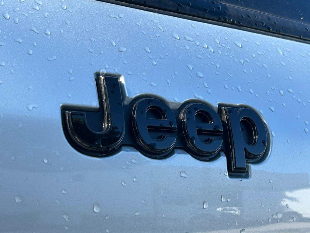 new 2024 Jeep Grand Cherokee L car, priced at $39,544