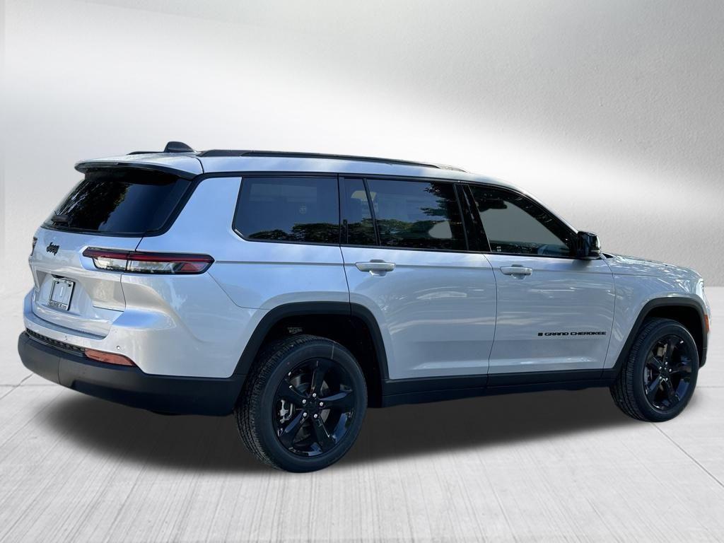 new 2024 Jeep Grand Cherokee L car, priced at $39,544