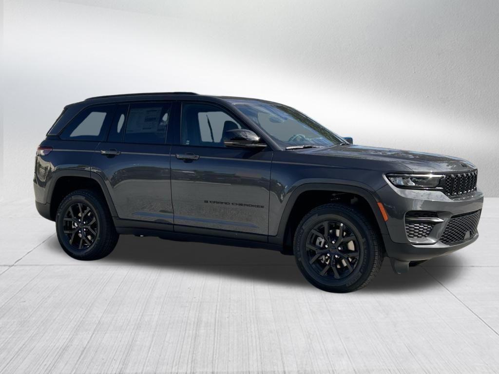 new 2025 Jeep Grand Cherokee car, priced at $38,857