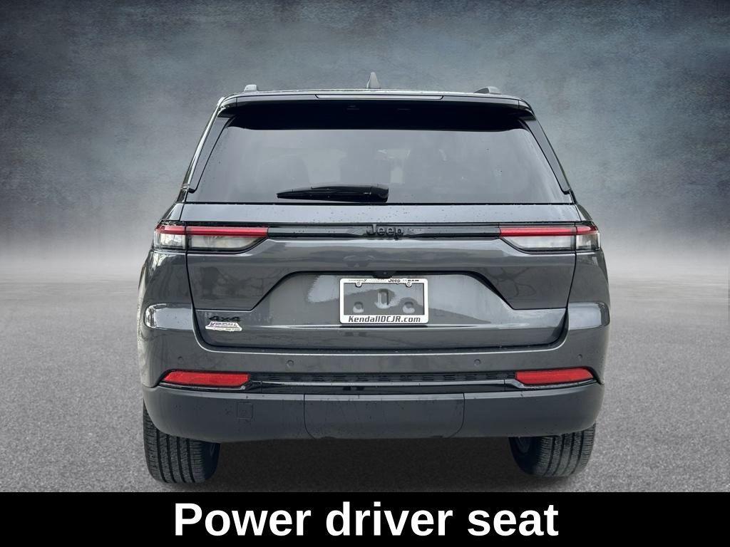 used 2024 Jeep Grand Cherokee car, priced at $34,111