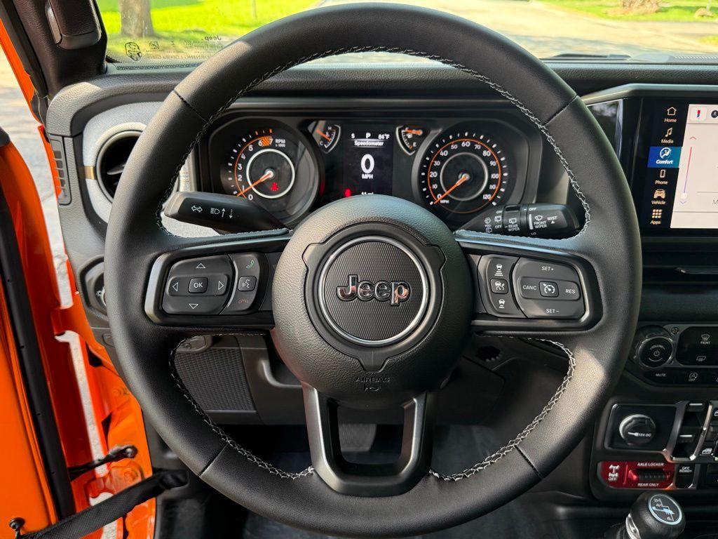 new 2025 Jeep Wrangler car, priced at $50,279