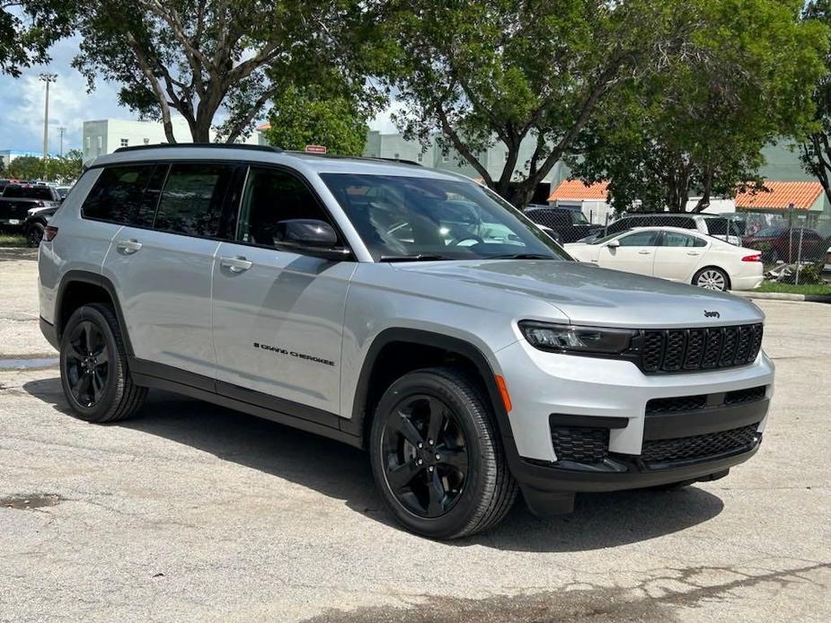 new 2024 Jeep Grand Cherokee L car, priced at $45,378