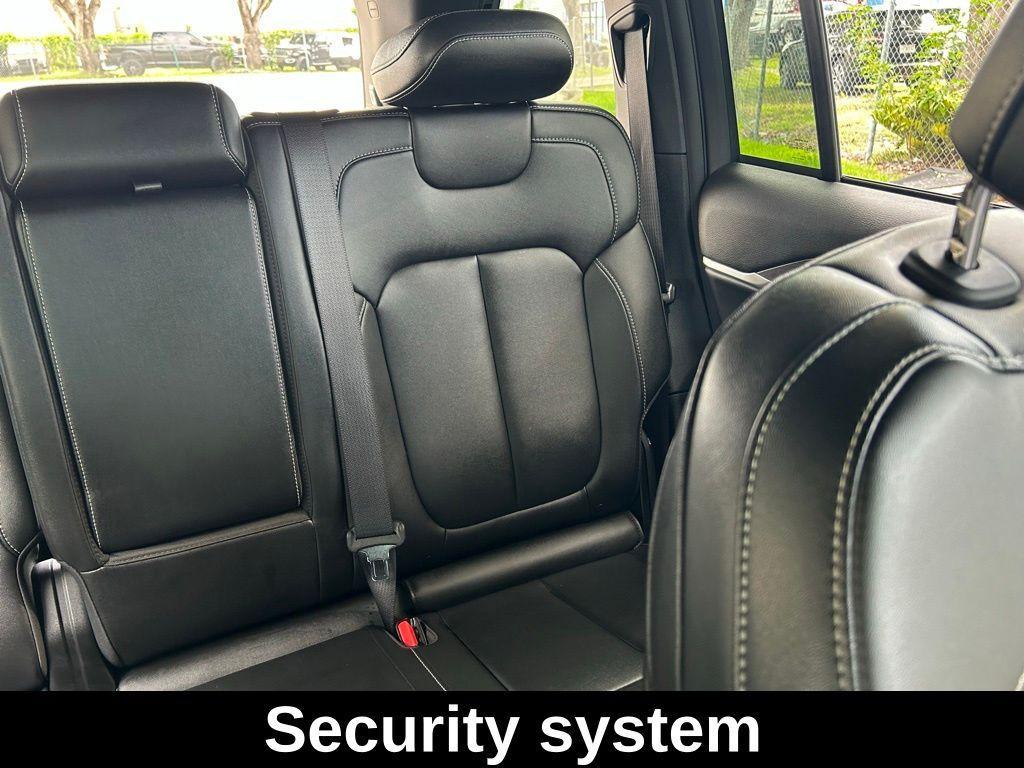 used 2024 Jeep Grand Cherokee car, priced at $34,995