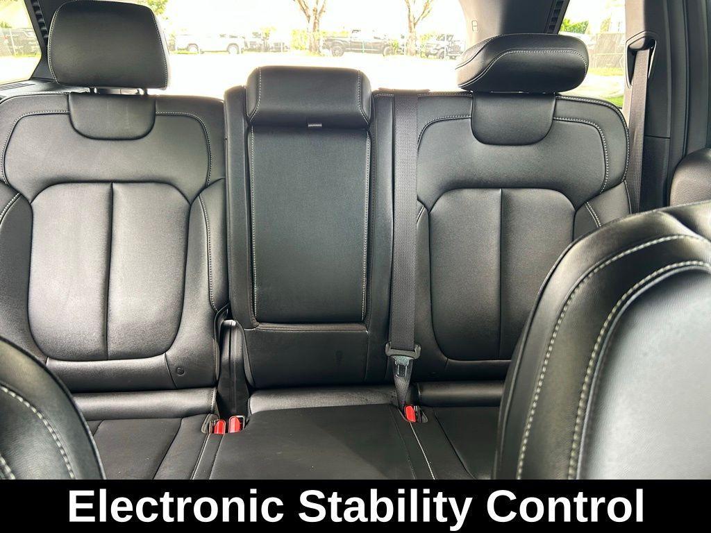 used 2024 Jeep Grand Cherokee car, priced at $34,995