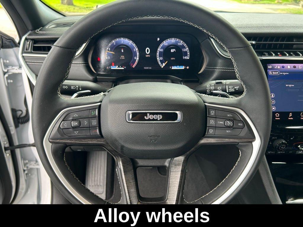 used 2024 Jeep Grand Cherokee car, priced at $34,995