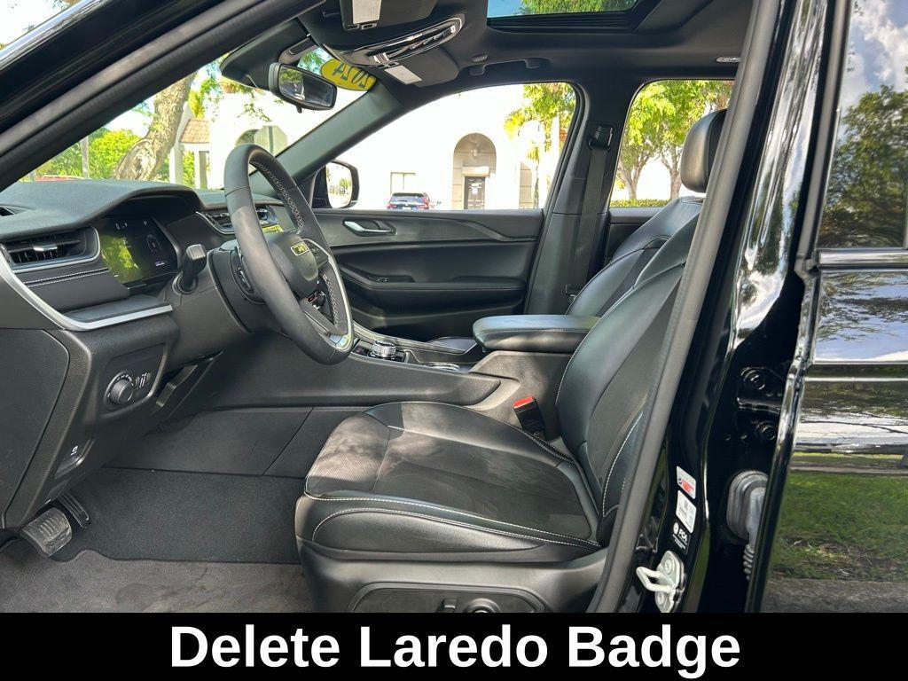 used 2024 Jeep Grand Cherokee car, priced at $32,896