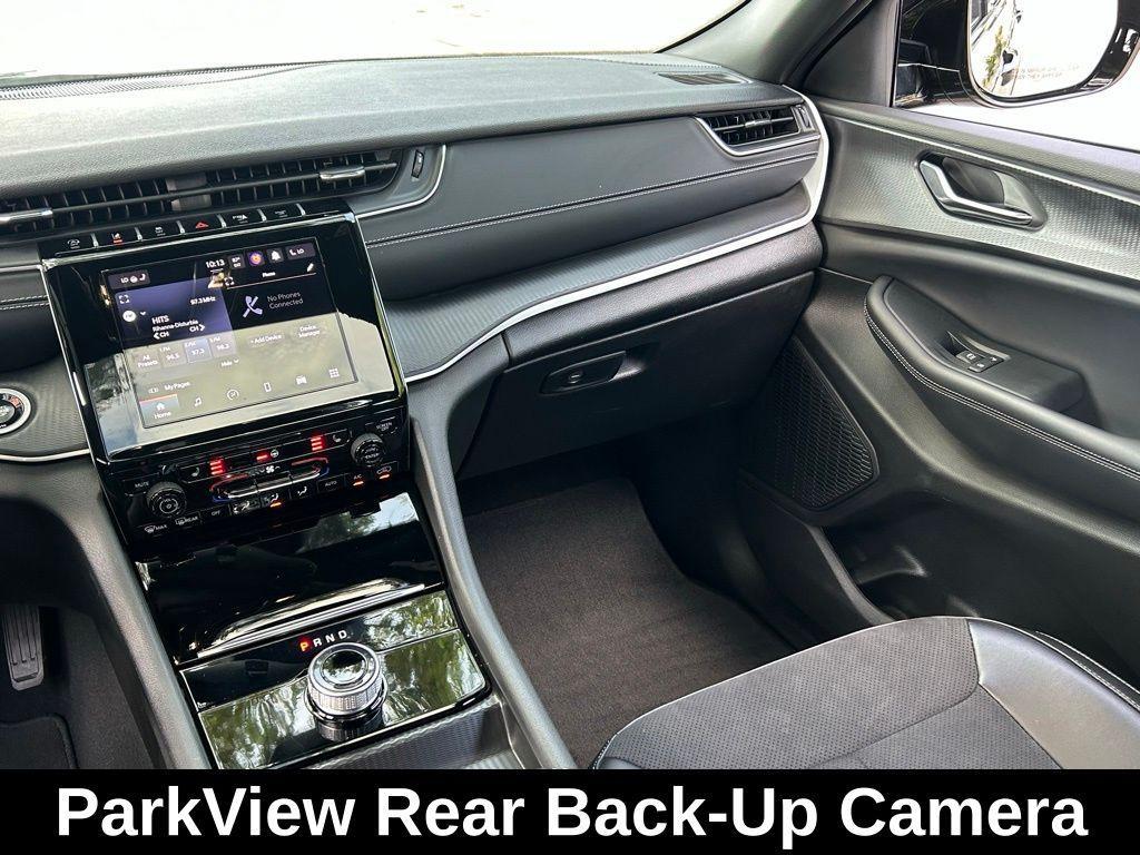 used 2024 Jeep Grand Cherokee car, priced at $32,896