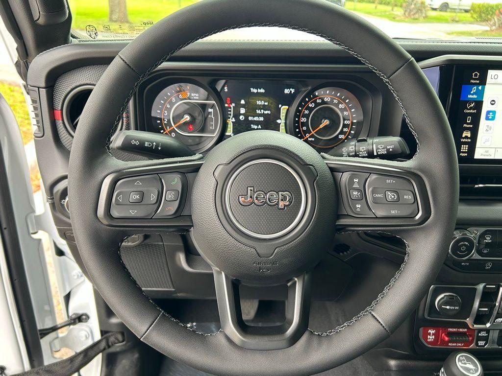 new 2025 Jeep Wrangler car, priced at $51,750
