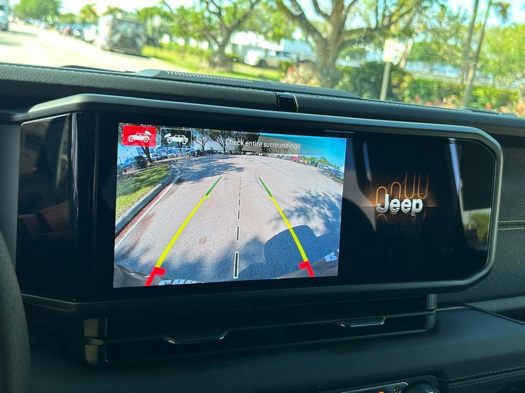 new 2025 Jeep Wrangler car, priced at $98,619