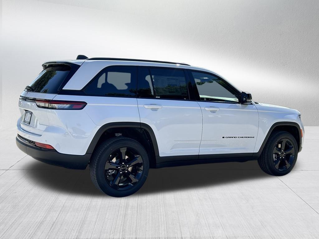 new 2025 Jeep Grand Cherokee car, priced at $38,452