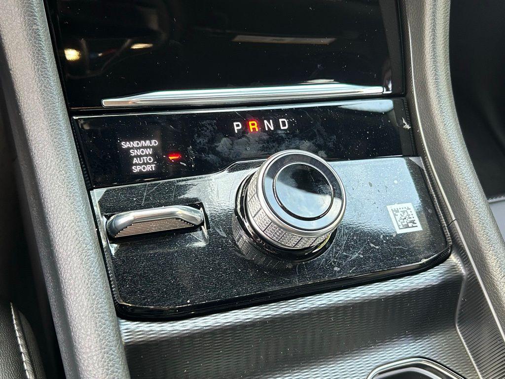 new 2025 Jeep Grand Cherokee car, priced at $41,905