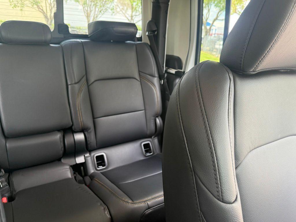 new 2025 Jeep Gladiator car, priced at $46,854