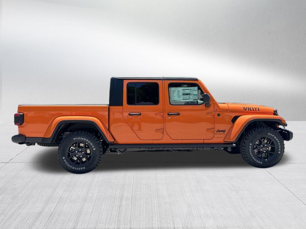 new 2025 Jeep Gladiator car, priced at $46,937