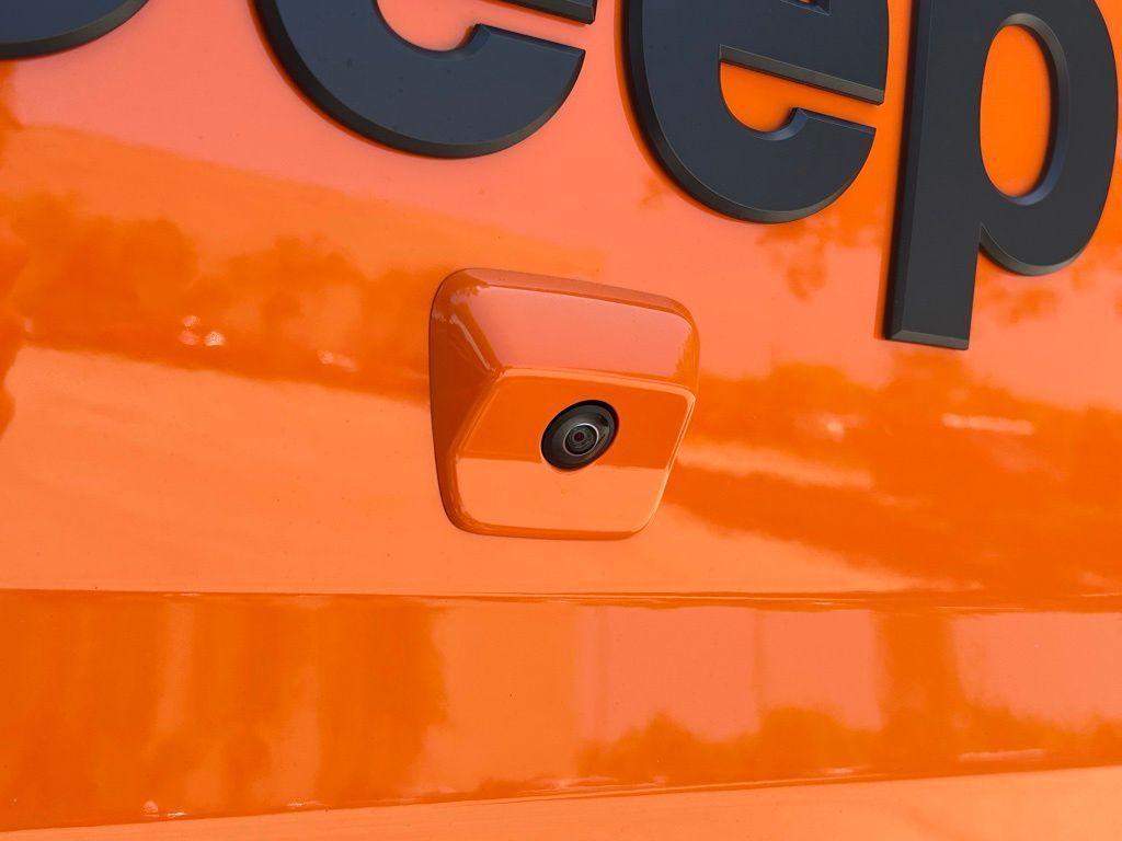 new 2025 Jeep Gladiator car, priced at $46,937