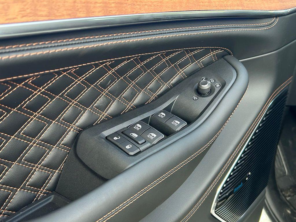 new 2025 Jeep Grand Cherokee car, priced at $59,199