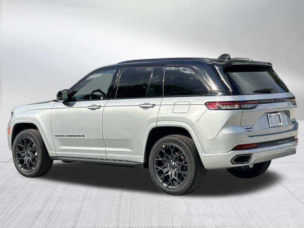 new 2025 Jeep Grand Cherokee car, priced at $59,199