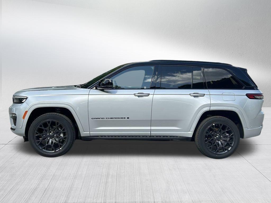 new 2025 Jeep Grand Cherokee car, priced at $59,199