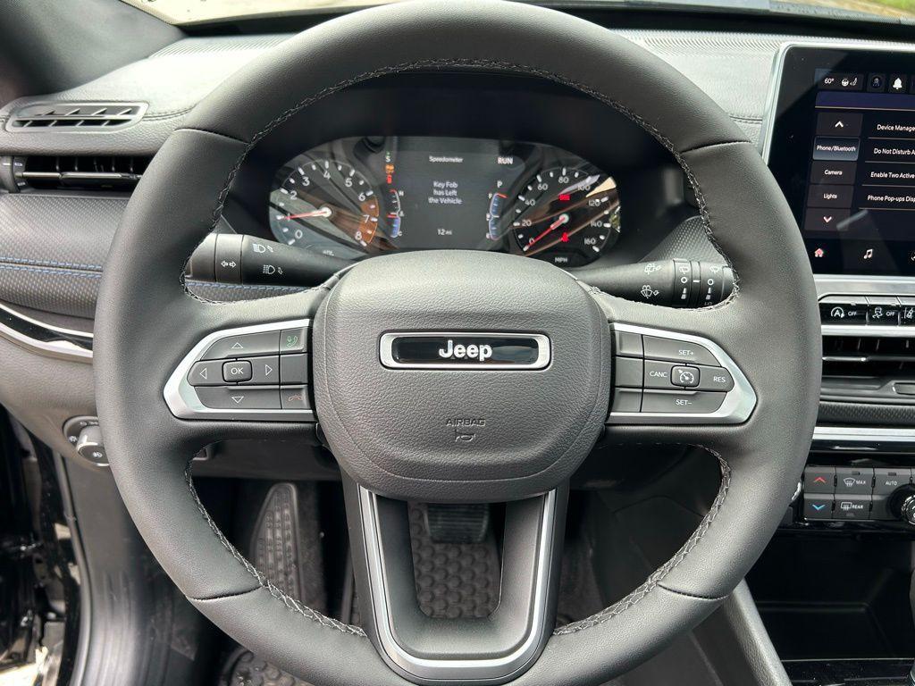 new 2025 Jeep Compass car, priced at $32,722