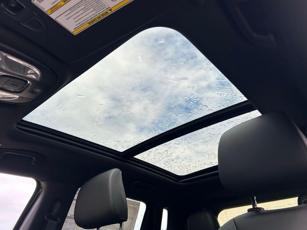 new 2025 Jeep Compass car, priced at $32,722