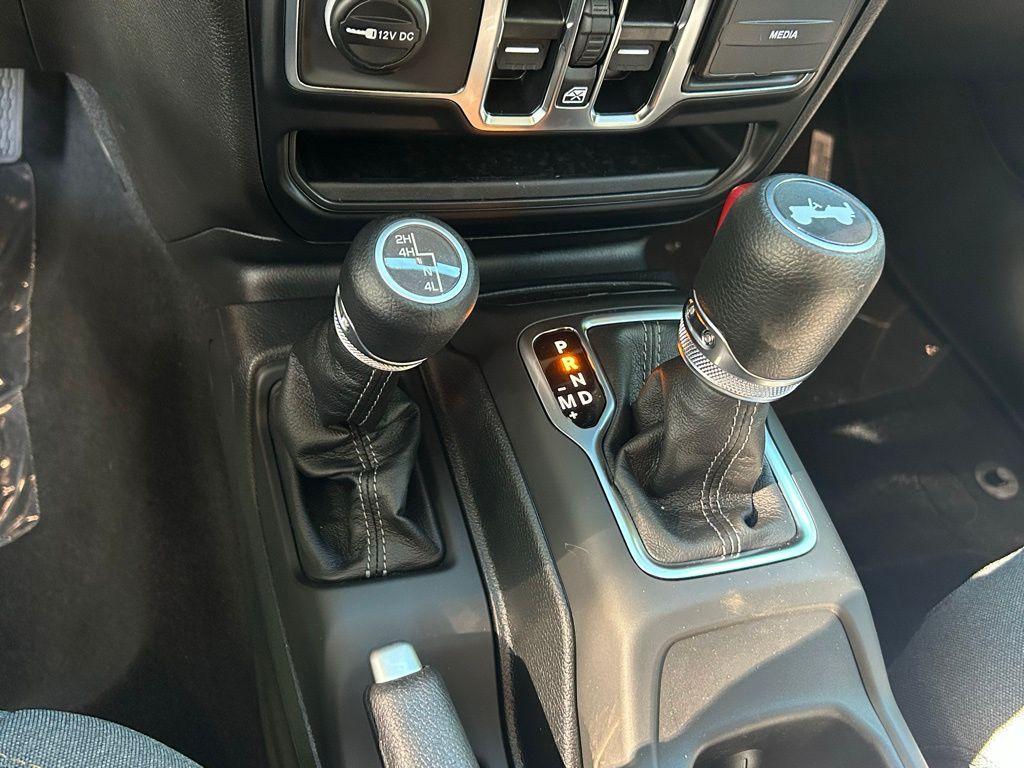 new 2025 Jeep Wrangler car, priced at $37,711