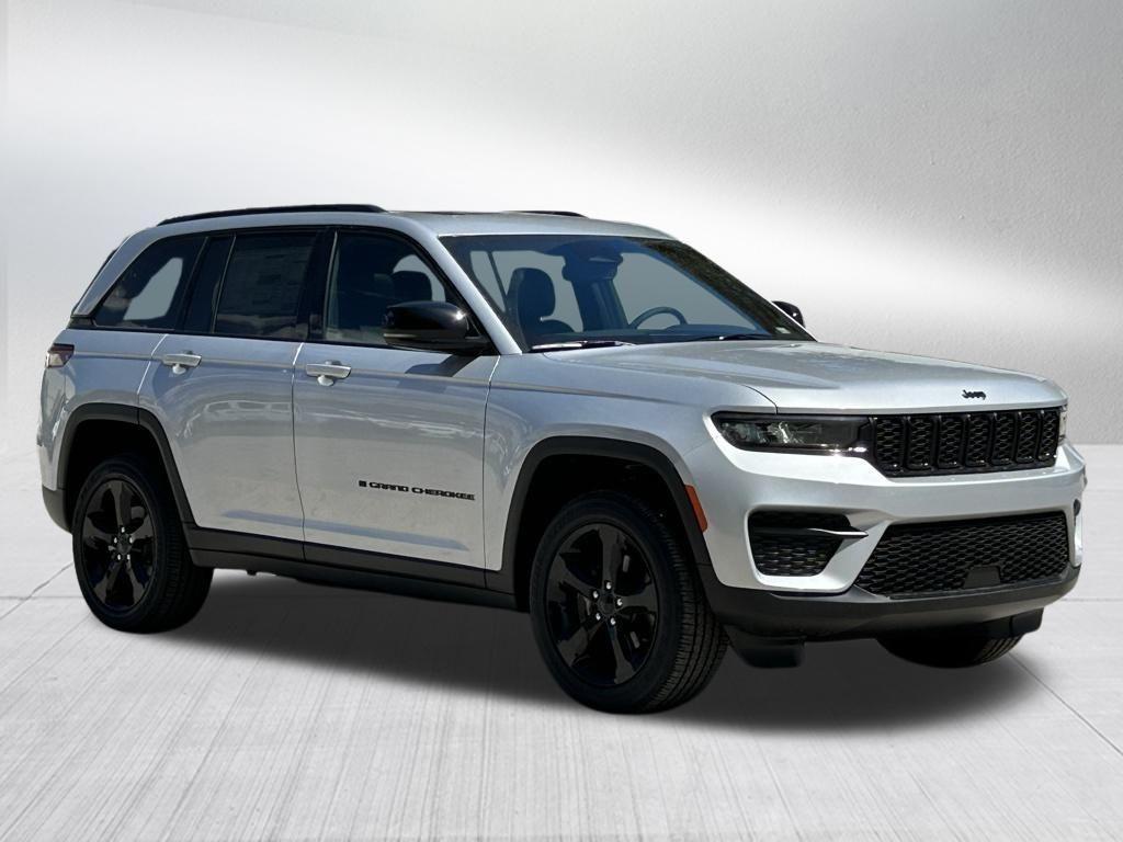 new 2024 Jeep Grand Cherokee car, priced at $37,678