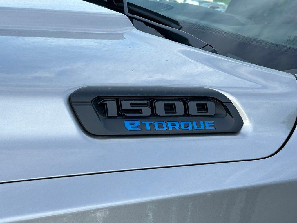 new 2025 Ram 1500 car, priced at $42,343