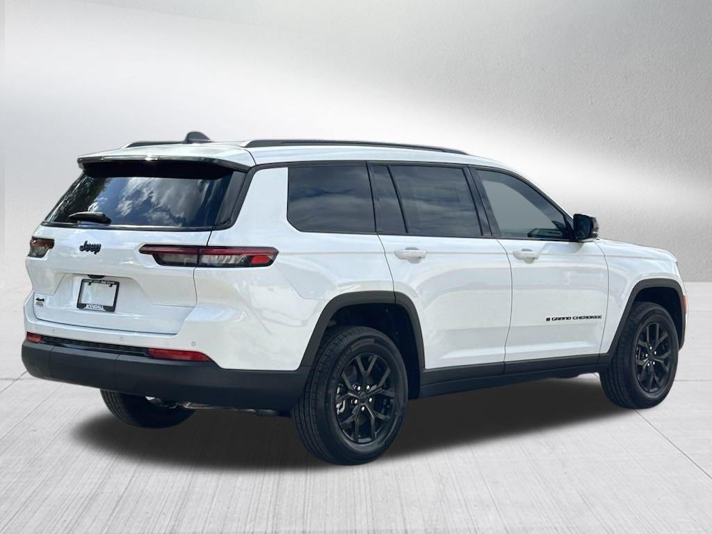 new 2024 Jeep Grand Cherokee L car, priced at $39,191