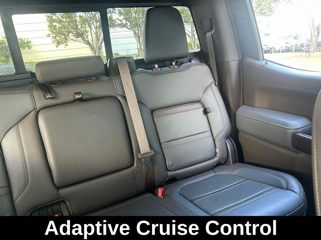 used 2021 GMC Sierra 1500 car, priced at $38,996