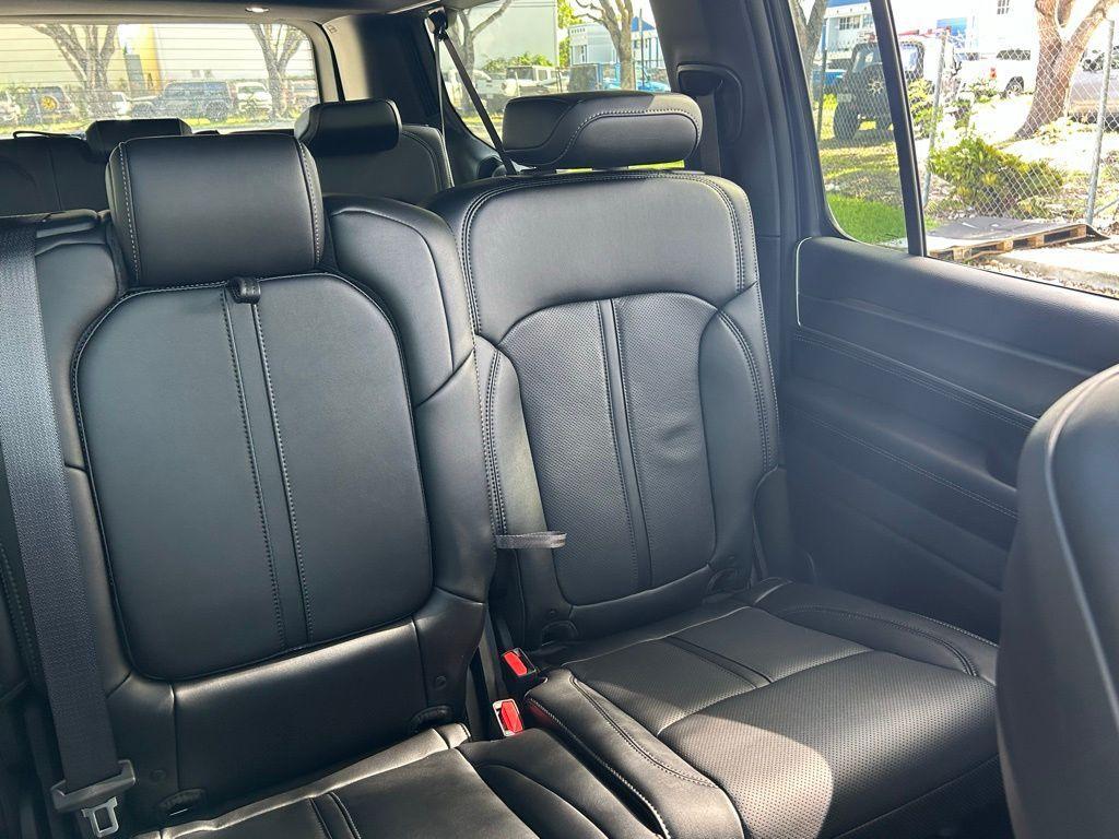 new 2025 Jeep Wagoneer L car, priced at $79,121
