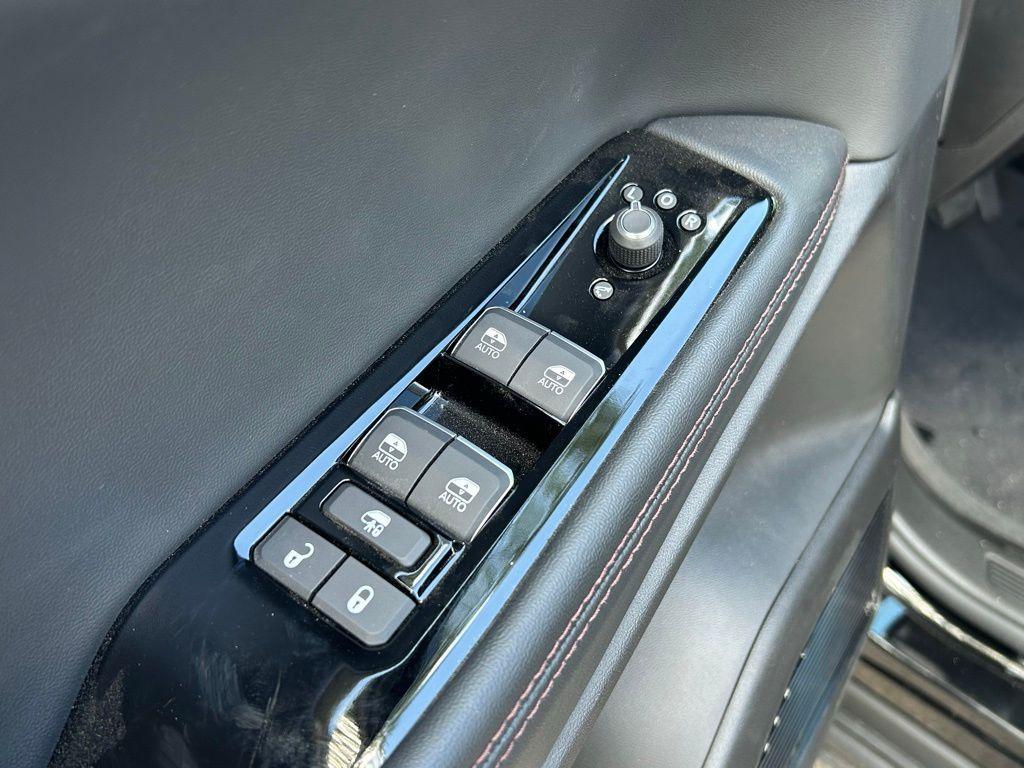 new 2025 Jeep Wagoneer S car, priced at $66,090