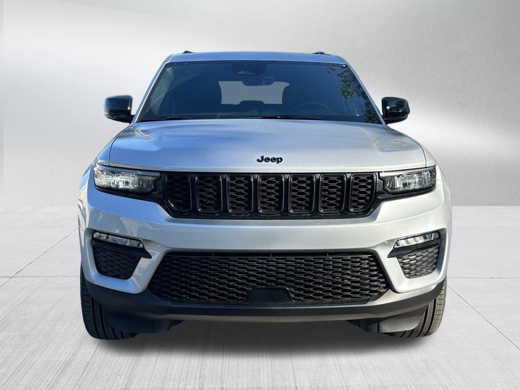 new 2025 Jeep Grand Cherokee car, priced at $41,035