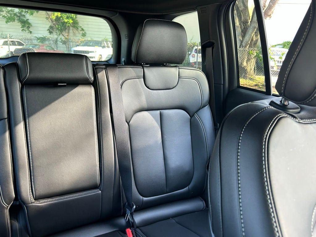 new 2025 Jeep Grand Cherokee car, priced at $41,035
