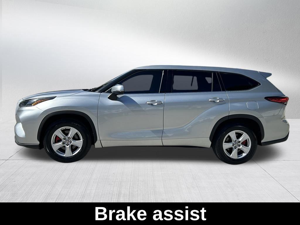 used 2021 Toyota Highlander car, priced at $19,977