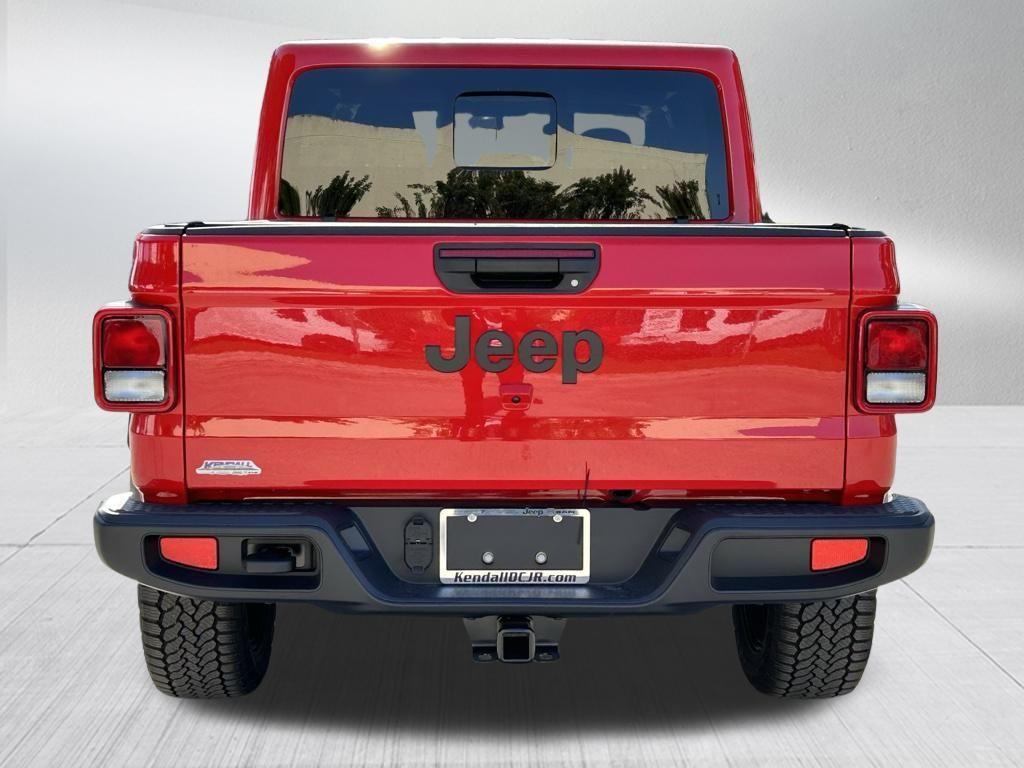 new 2025 Jeep Gladiator car, priced at $44,730