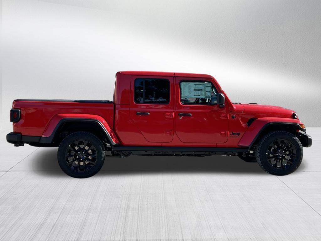 new 2025 Jeep Gladiator car, priced at $44,730