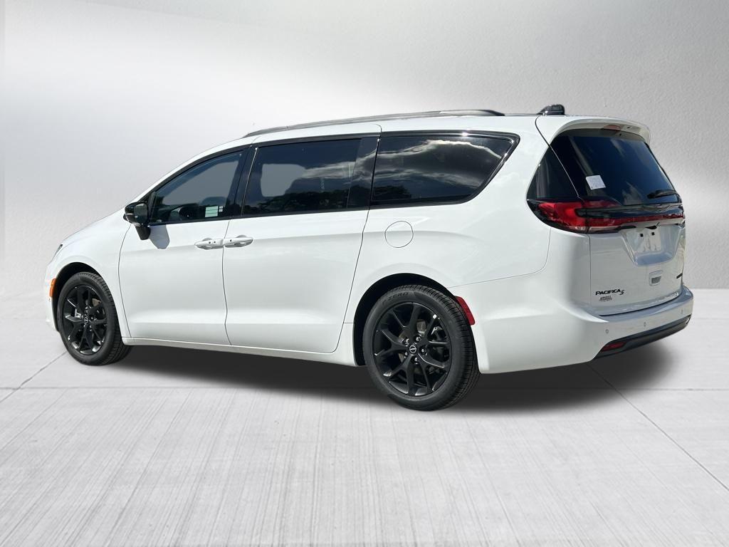 new 2026 Chrysler Pacifica car